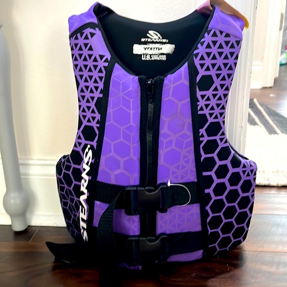 Stearns Swim Nwt Stearns Youth Life Vest 590lb Poshmark